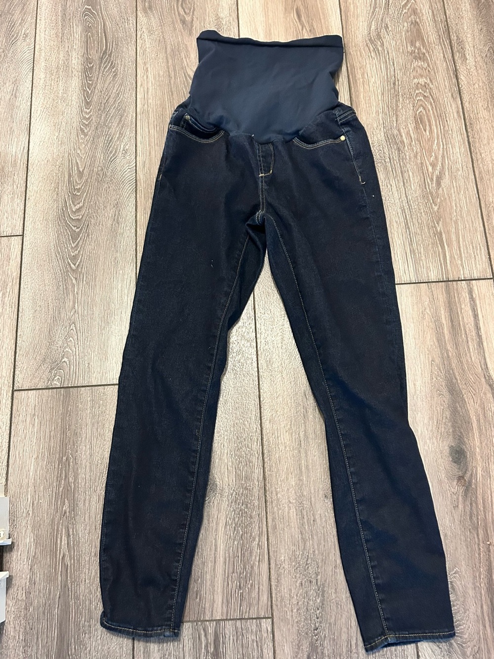 Articles of Society Women's dark blue Maternity Jeans with Stretch Panel Sz 27